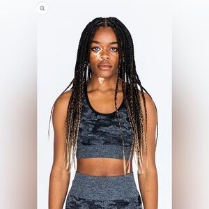 NWT ACTA Seamless Camo Sports Bra Black and Grey Size Medium